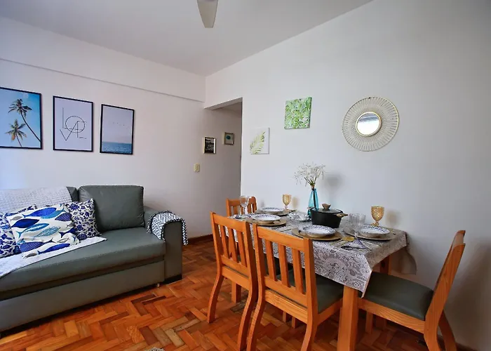 50 M Da Praia Do Forte Cabo Frio Rj, 2 Quartos Sendo Que 1 Com Ar Condicionado ,Cozinha ,2 Banheiros, Garagem Wi Fi